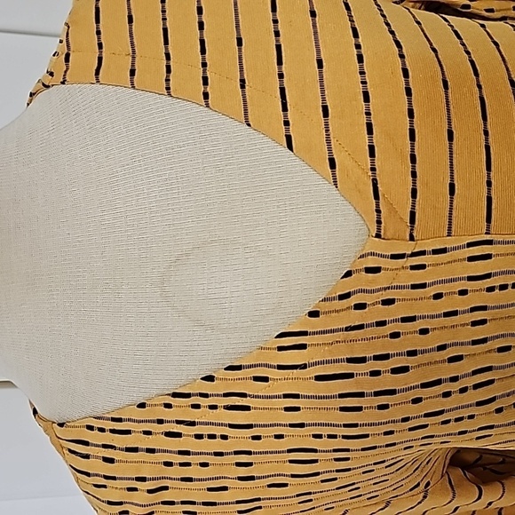 Thomas & Olivia tunic top. NWT. gold with black stripes. Size XL. V neck. - Picture 2 of 12